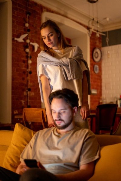 Контроль у выдносинах. Фото: Pexels